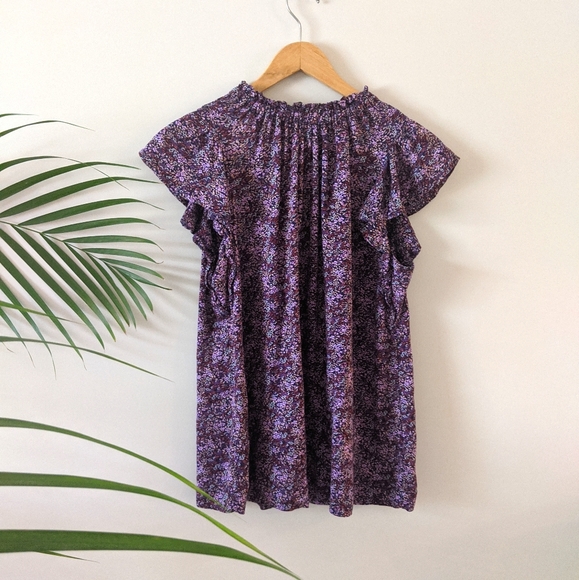 Feminine Floral Top - Picture 1 of 4